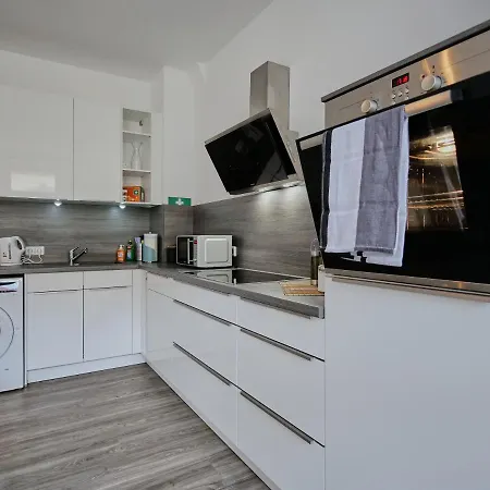Raha Apartments - Otto - Nah Domplatz - Balkon I Terrasse - Vollausstattung *